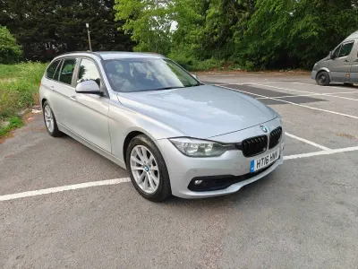 Używany BMW 320 Comfort Edition 2016 Srebrny Kombi