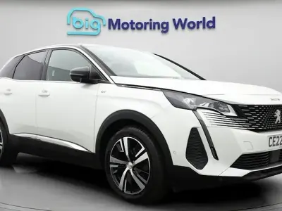 Used Peugeot 3008 GT 131 HP (96 kW) 2022 White SUV