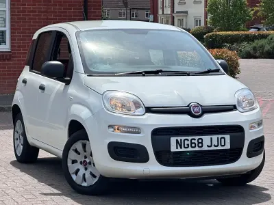 Used Fiat Panda Pop 69 HP (50 kW) 2018 White Hatchback