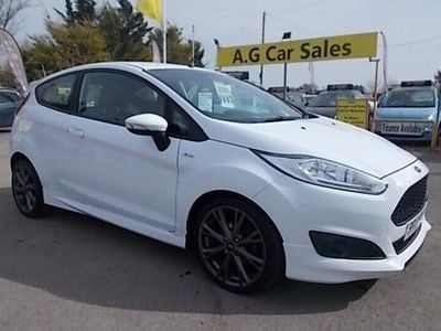 Used Ford Fiesta Zetec 125 HP (91 kW) 2016 Green Hatchback