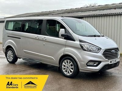 Used Ford Tourneo Titanium 130 HP (95 kW) 2022 Silver MPV