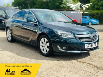 Used Vauxhall Insignia SRi 136 HP (100 kW) 2016 Green Hatchback