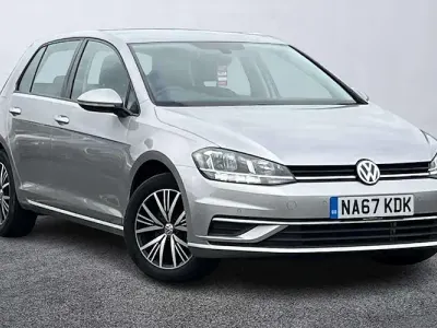 Used VW Golf VII SE 125 HP (91 kW) 2017 Silver Hatchback
