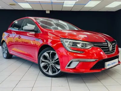 Used Renault Mégane GT Line GT-Line 115 HP (84 kW) 2019 Red Hatchback