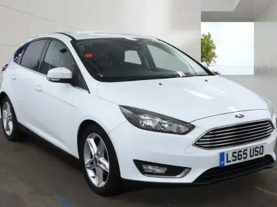 Used Ford Focus Titanium 125 HP (91 kW) 2015 White Hatchback