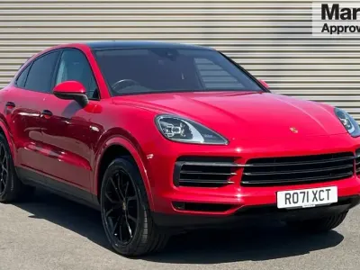 Used Porsche Cayenne E-Hybrid Coupe 462 HP (339 kW) 2021 Red SUV