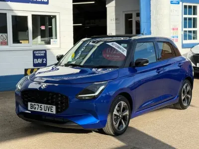 Ny Suzuki Swift 82 HK (60 kW) 2025 Blå Halvkombi