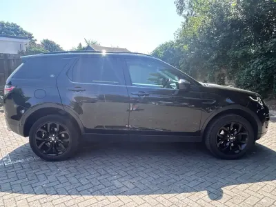 Used Land Rover Discovery Sport HSE 180 HP (132 kW) 2019 Black SUV