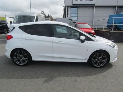 Begagnad Ford Fiesta ST-Line 95 HK (69 kW) 2021 Vit Halvkombi