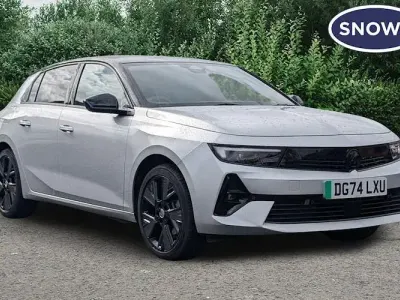 Usado Vauxhall Astra 114 kW (156 HP) 2026 Citadino