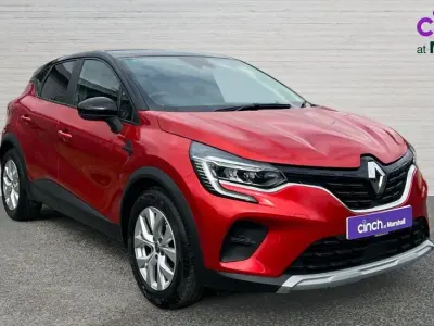 Used Renault Captur Iconic 140 HP (102 kW) 2021 Red SUV