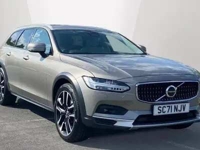 Used Volvo V90 CC 235 HP (172 kW) 2021 Grey Estate