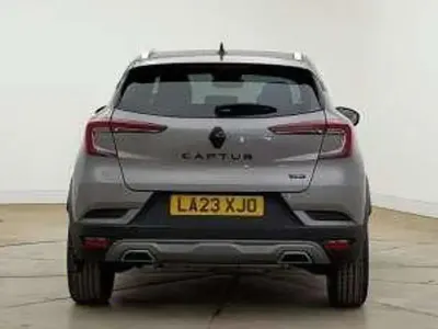 Used Renault Captur Engineered 143 HP (105 kW) 2023 Grey  SUV