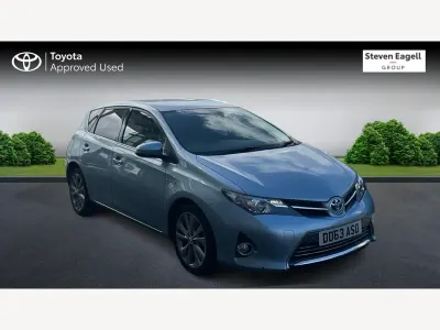 Używany Toyota Auris Hybrid 136 KM (100 kW) 2013 Niebieski Hatchback