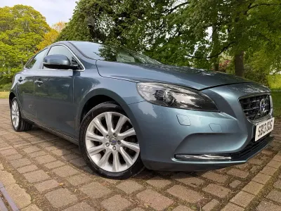 Used Volvo V40 SE Lux 2013 Blue Hatchback