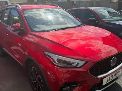 Używany MG ZS Exclusive 106 KM (77 kW) 2024 SUV