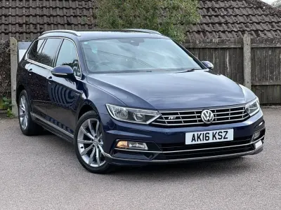 Used VW Passat R-line 190 HP (139 kW) 2016 Blue Estate