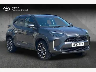 Used Toyota Yaris Cross 116 HP (85 kW) 2024 Decuma grey SUV
