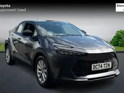 Used Toyota C-HR 140 HP (102 kW) 2025 Grey SUV