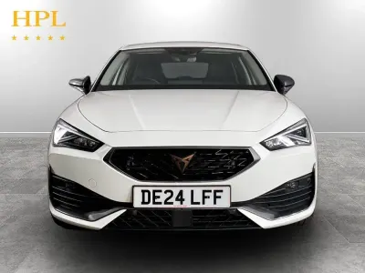 Usado Cupra Leon 150 CV (110 kW) 2024 Blanco Utilitario