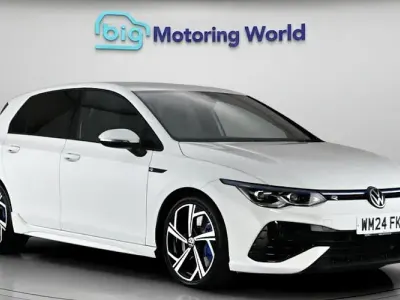 Used VW Golf VIII R 320 HP (235 kW) 2024 White Hatchback