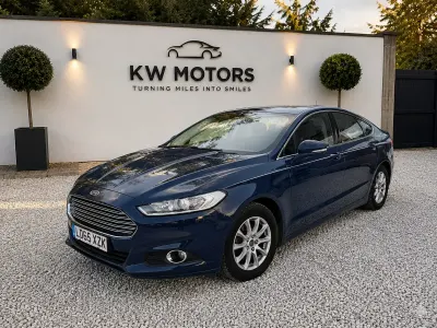 Used Ford Mondeo Zetec 150 HP (110 kW) 2015 Blue Hatchback