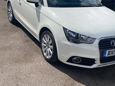 Begagnad Audi A1 Sport 122 HK (89 kW) 2013 Vit Halvkombi