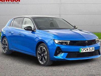 Blue Used 2024 Vauxhall Astra Ultimate Hatchback | £18,325 (Good price)