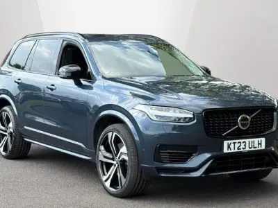 Usado Volvo XC90 Ultimate 455 HP (334 kW) 2023 Azul SUV