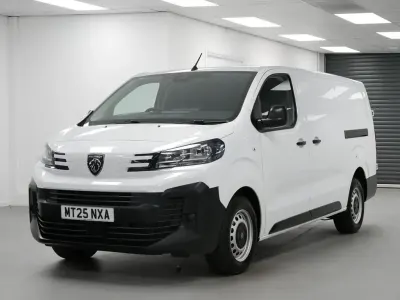 Used Peugeot Expert 120 HP (88 kW) 2025 White Van