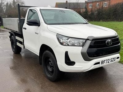 Used Toyota HiLux Active 150 HP (110 kW) 2023 White Pickup