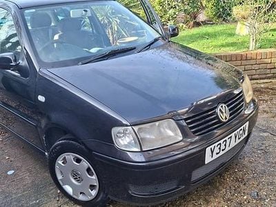 Used VW Polo Match 60 HP (44 kW) 2001 Black Hatchback