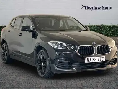 Begagnad BMW X2 Sport Line 140 HK (102 kW) 2022 Svart SUV