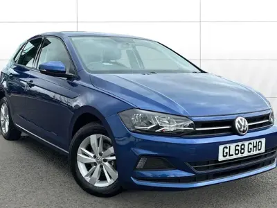 Used VW Polo SE 65 HP (47 kW) 2018 Blue Hatchback