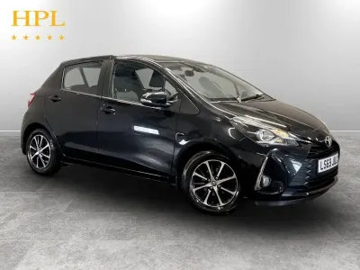 Used Toyota Yaris 111 HP (81 kW) 2019 Black Hatchback
