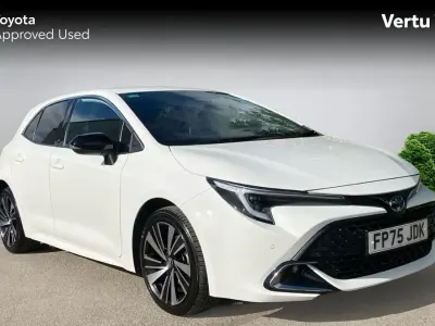 Used Toyota Corolla Design 140 HP (102 kW) 2025 White Hatchback