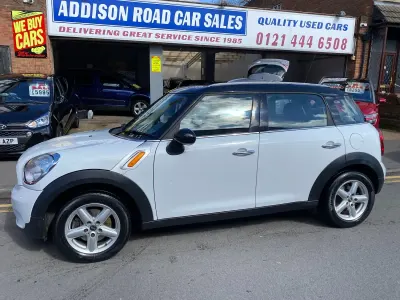 Used Mini Cooper 122 HP (89 kW) 2012 White Hatchback