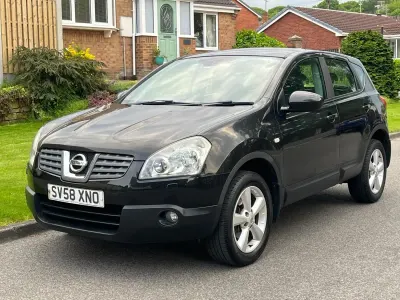 Używany Nissan Qashqai Tekna 114 KM (83 kW) 2008 Czarny SUV