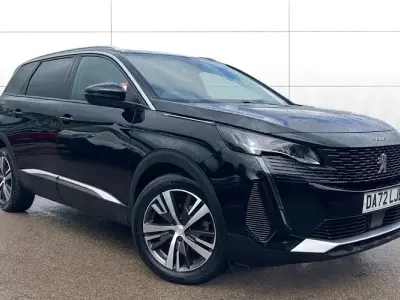Gebraucht Peugeot 5008 Allure+ 131 PS (96 kW) 2022 Schwarz SUV
