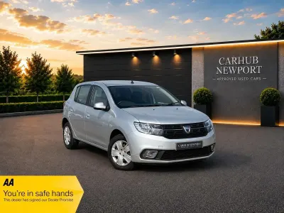 Used Dacia Sandero Lauréate 90 HP (66 kW) 2018 Silver Hatchback