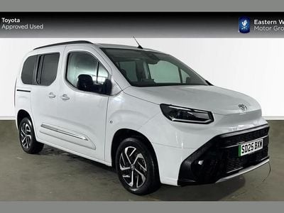 Used Toyota Proace Verso City 100 kW (136 HP) 2025 White Estate