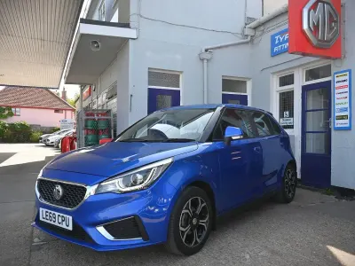 Used MG MG3 Exclusive 106 HP (77 kW) 2020 Blue Hatchback