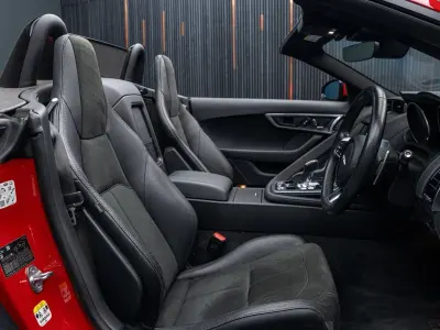 Used Jaguar F-Type R-Dynamic 300 HP (220 kW) 2019 Red Cabriolet
