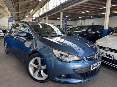 Used Vauxhall Astra GTC SRi 2017 Blue Hatchback