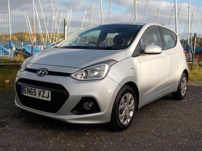Silver Used 2015 Hyundai i10 SE Hatchback | £3,995 (Fair price)