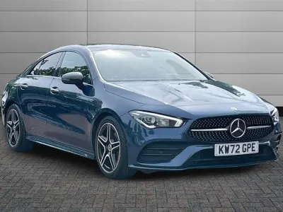 Begagnad Mercedes CLA180 AMG Line Premium 136 HK (100 kW) 2023 Blå Sedan