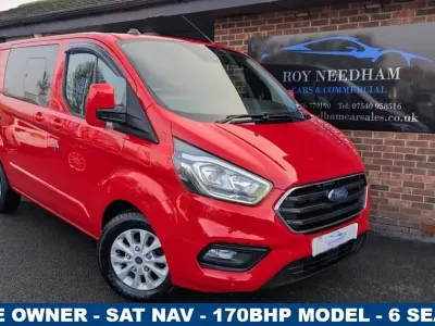 Used Ford 300 Limited 170 HP (125 kW) 2022 Red Van