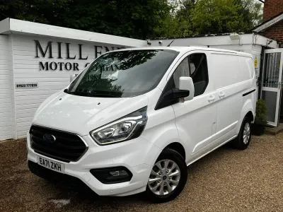 Second-hand Ford Transit Custom Limited 130 CP (95 kW) 2022 Alb Van