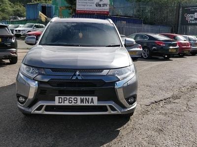 Mitsubishi Outlander P-HEV