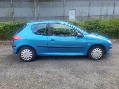 Used Peugeot 206 68 HP (50 kW) 2002 Blue Hatchback